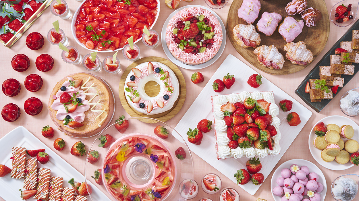 甘く、華やかに、イチゴがおいしい季節到来♪ ストロベリースイーツビュッフェ　～イチゴを堪能する4カ月～