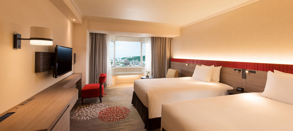 ダンヒル　ブリュイエール 196F/Tパイプ　44g 東里7-0815⭐︎2F 公式】ガーデンプール｜沖縄・首里城のホテルなら【ダブルツリーby