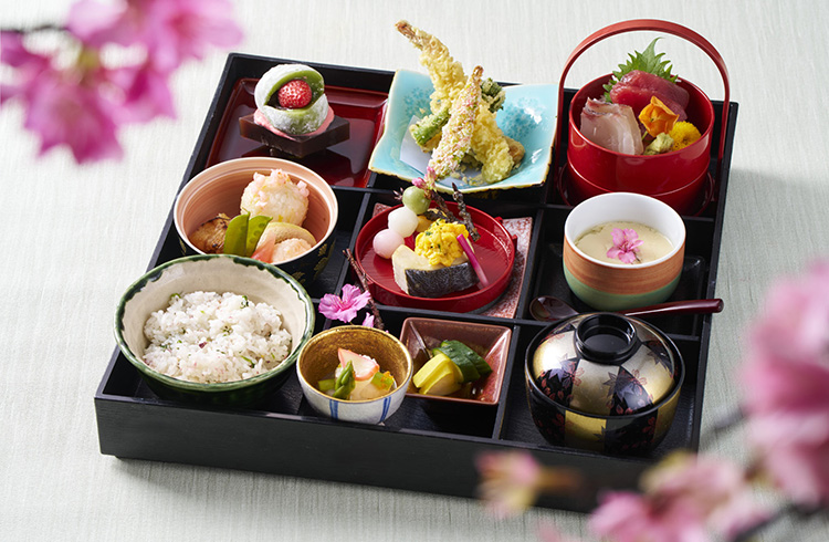 【3日前要予約】四季を楽しむ首里（SUI）弁当 / ランチ